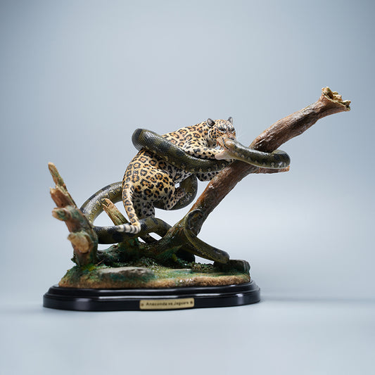 PK2101 Leopard and Python statue for home decor, gifts for Animal Lovers