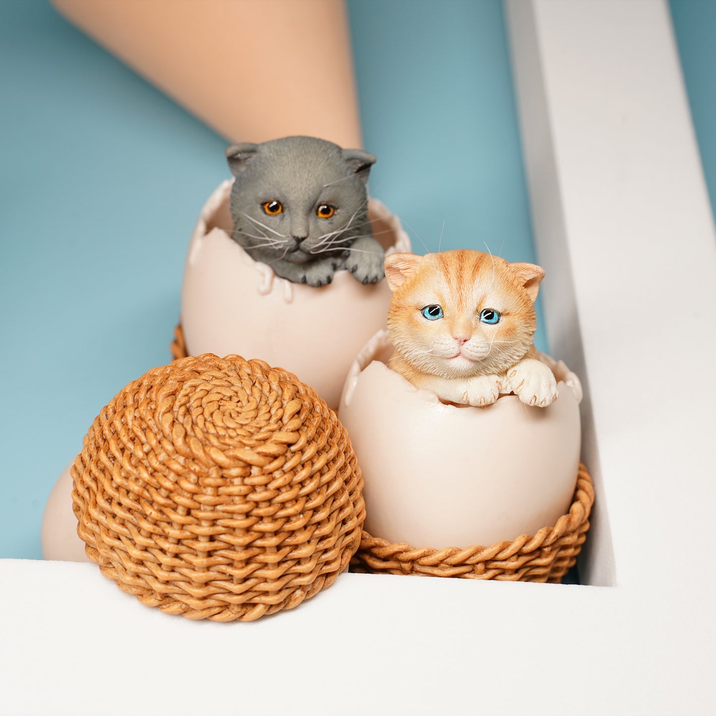 JXK065 newborn cat figurine resin cat statue for coffee table decor gifts for cat lovers