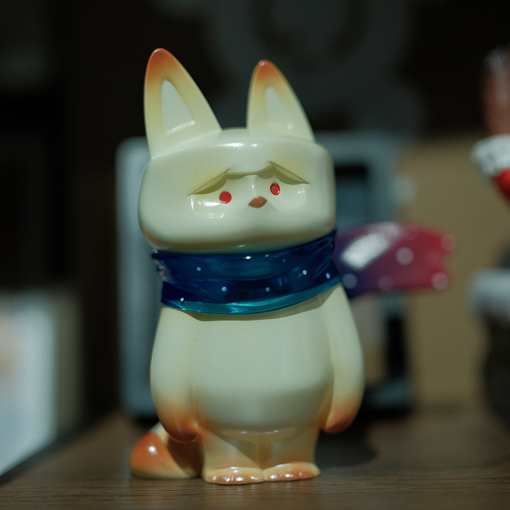 P022 Resin Red Fox Statue P Pet Wherever You Go Series