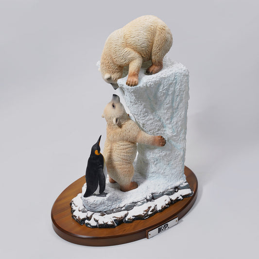 PK2301 polar animal Statue Gift for Animal Lovers