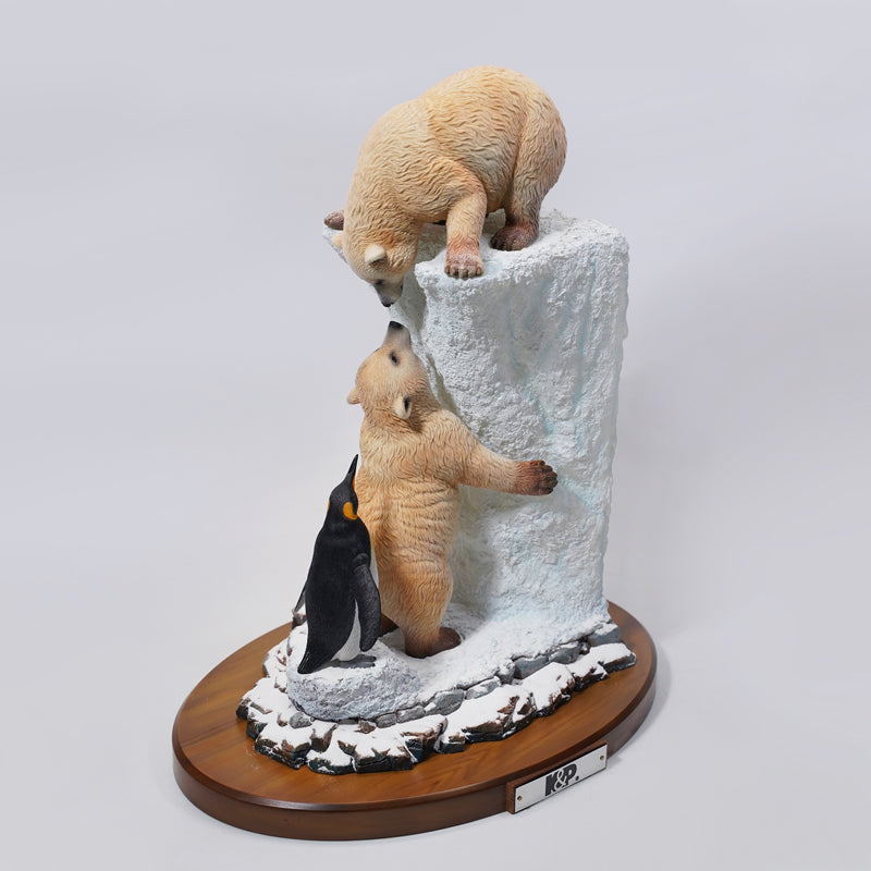 PK2301 polar animal Statue Gift for Animal Lovers