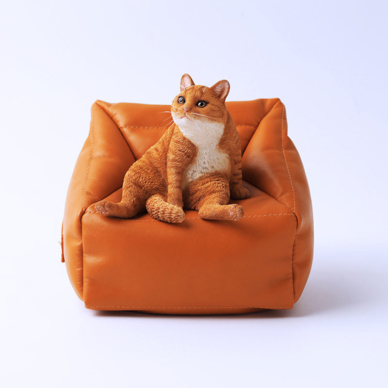 JXK055 Lazy cat figurine sitting on the sofa, cat statue gift of cat lovers