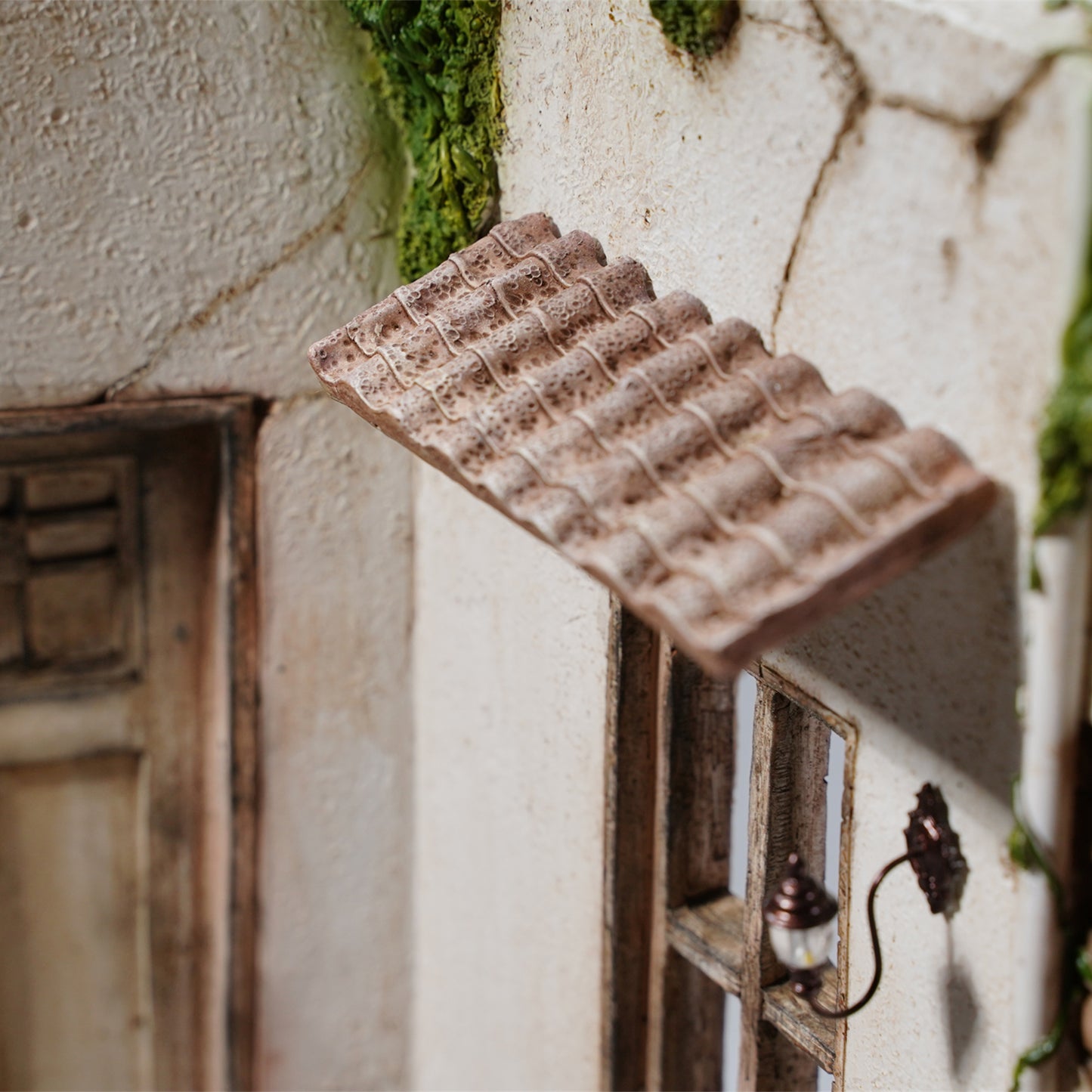 M2212 Scene of European-style hut for figure