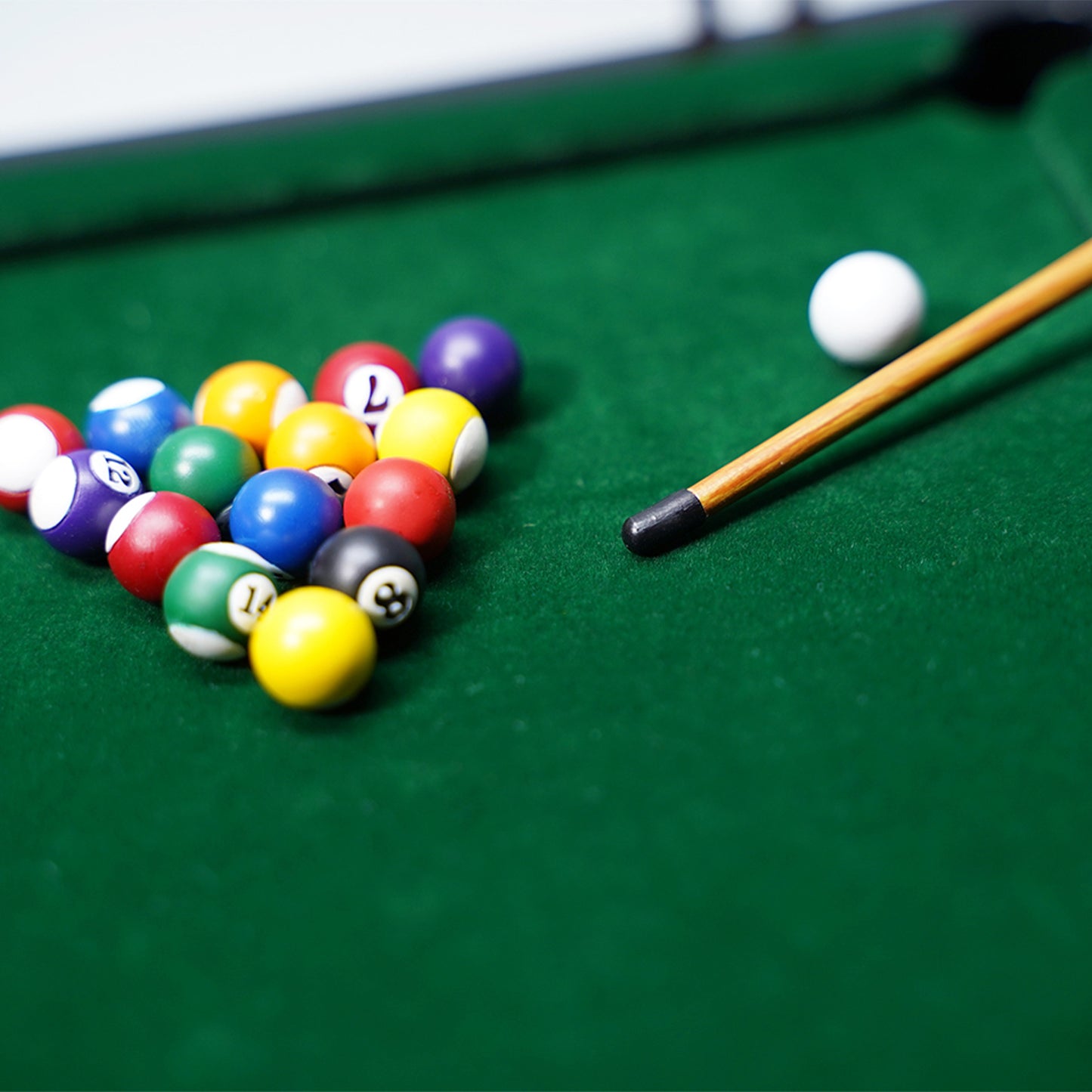 M2111 Billiard table scene for figure