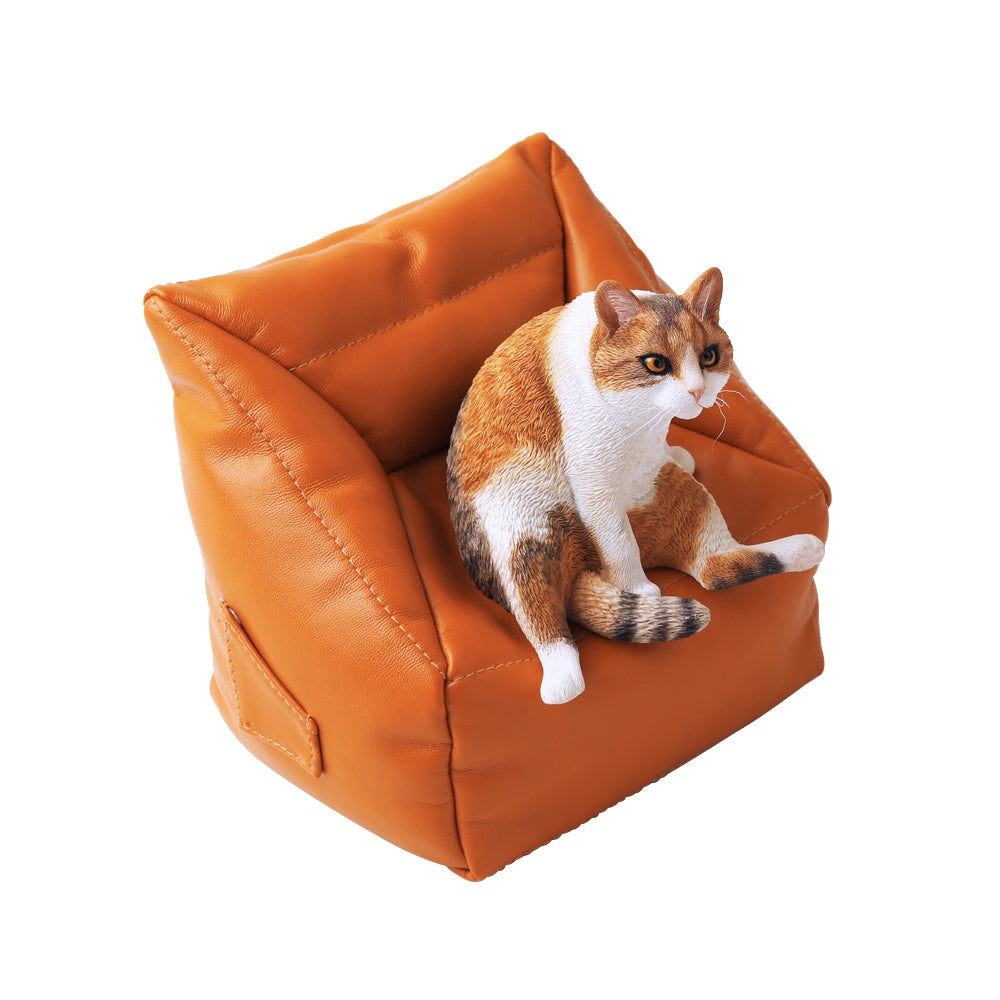 JXK055 Lazy cat figurine sitting on the sofa, cat statue gift of cat lovers